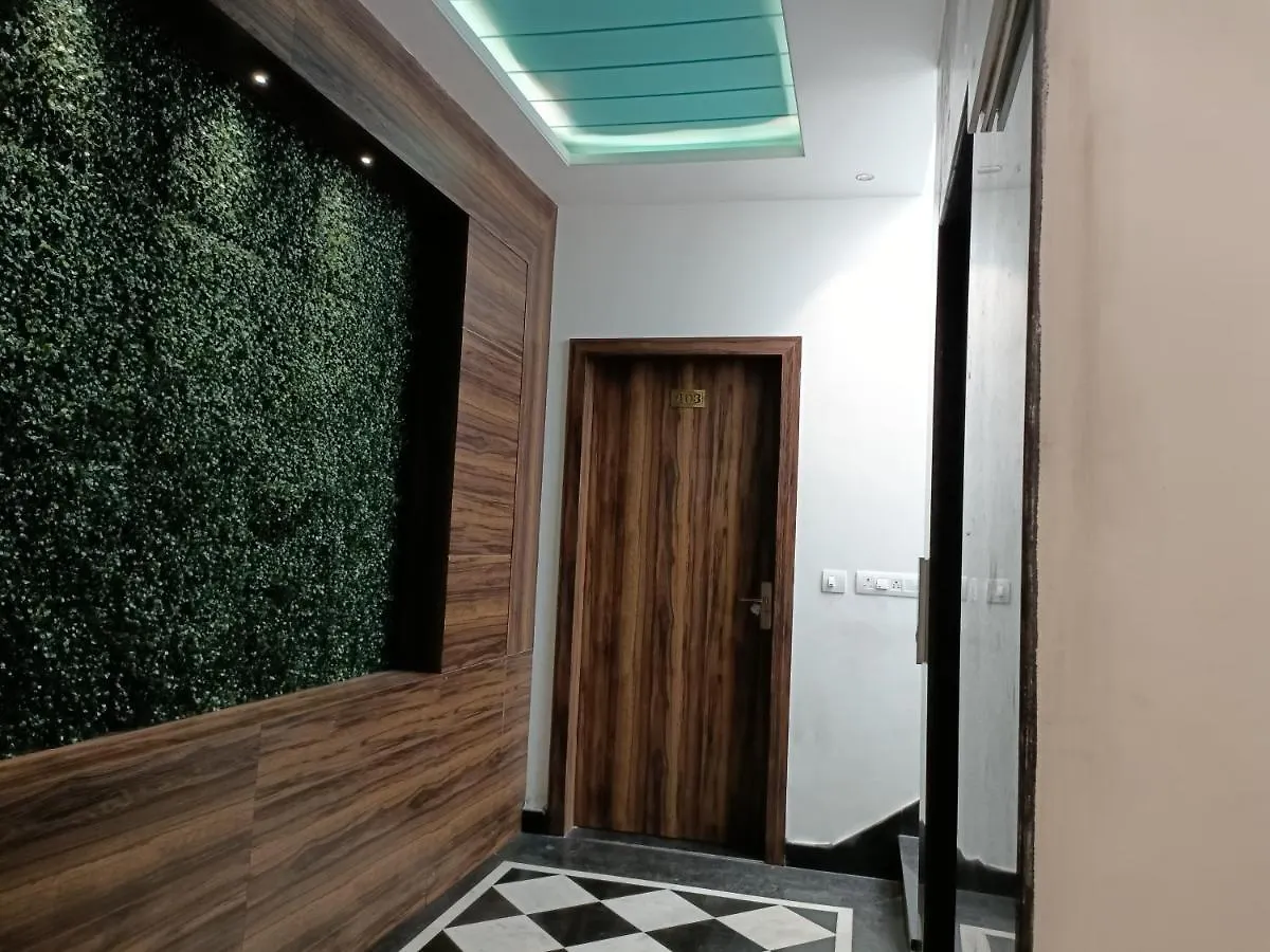 Hotel Vrinda Inn 3*, Udaipur