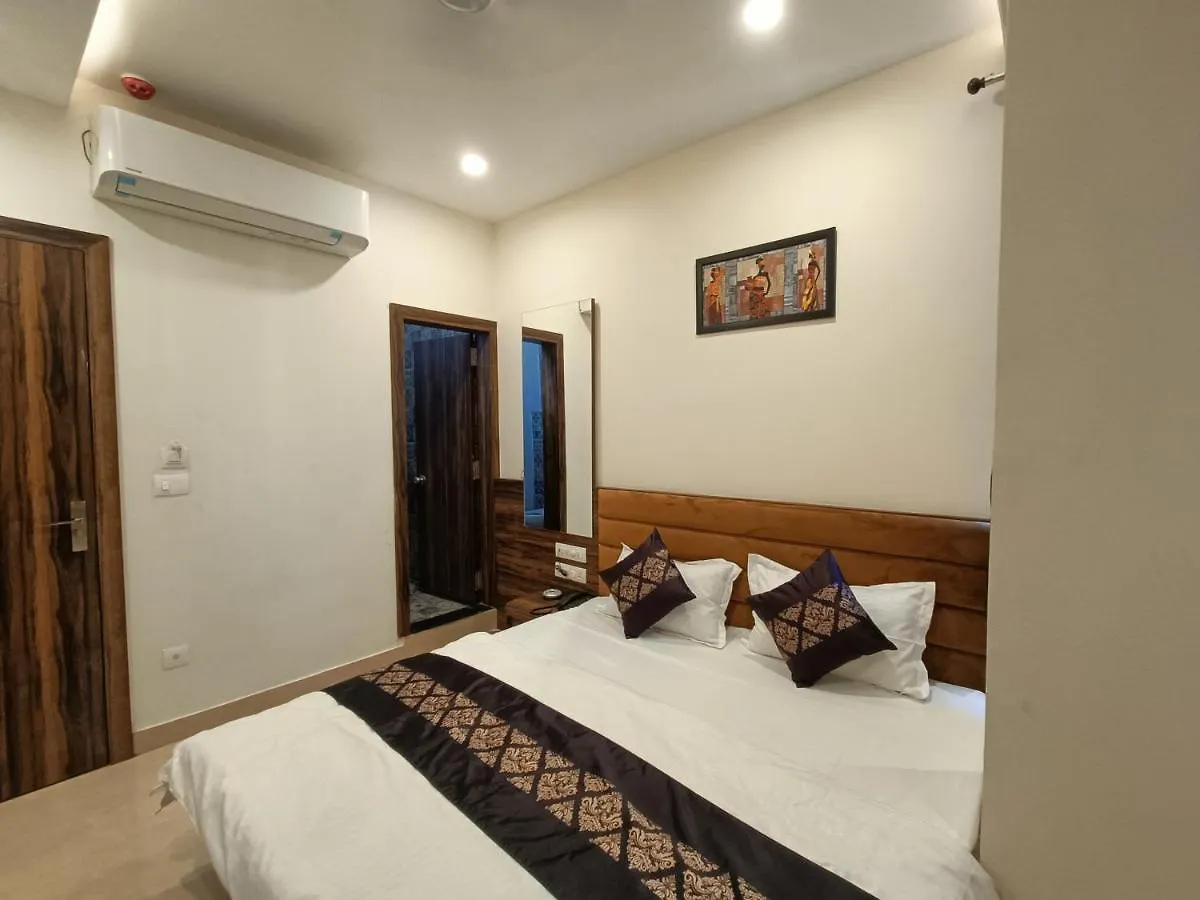 Hotel Vrinda Inn Udaipur