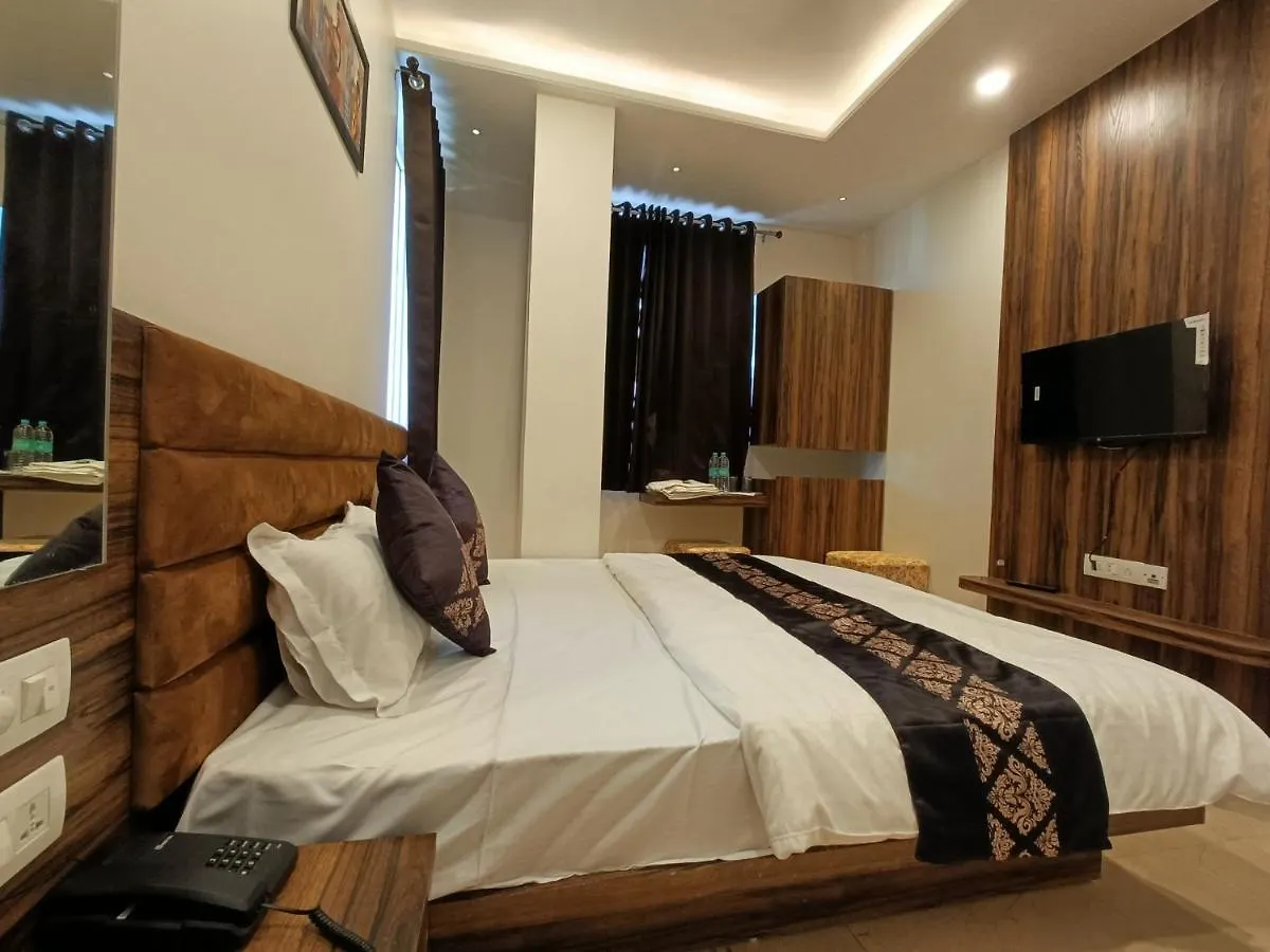 Hotel Vrinda Inn